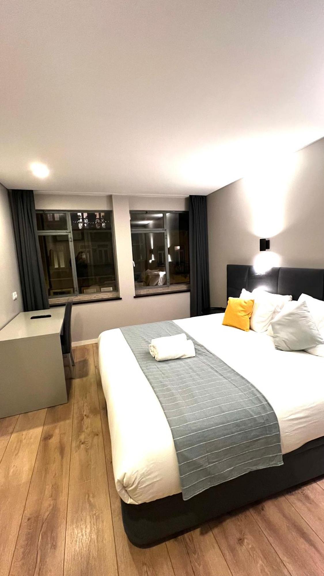 Apartamento Sociedade Farmaceutica Lisboa Εξωτερικό φωτογραφία