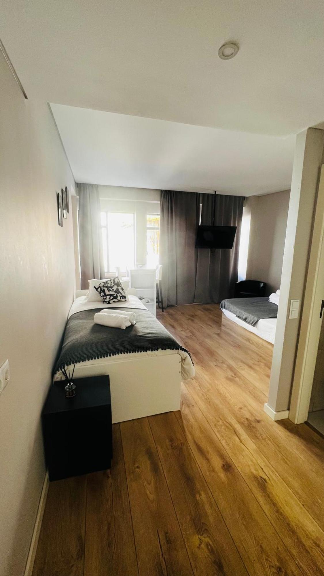Apartamento Sociedade Farmaceutica Lisboa Εξωτερικό φωτογραφία
